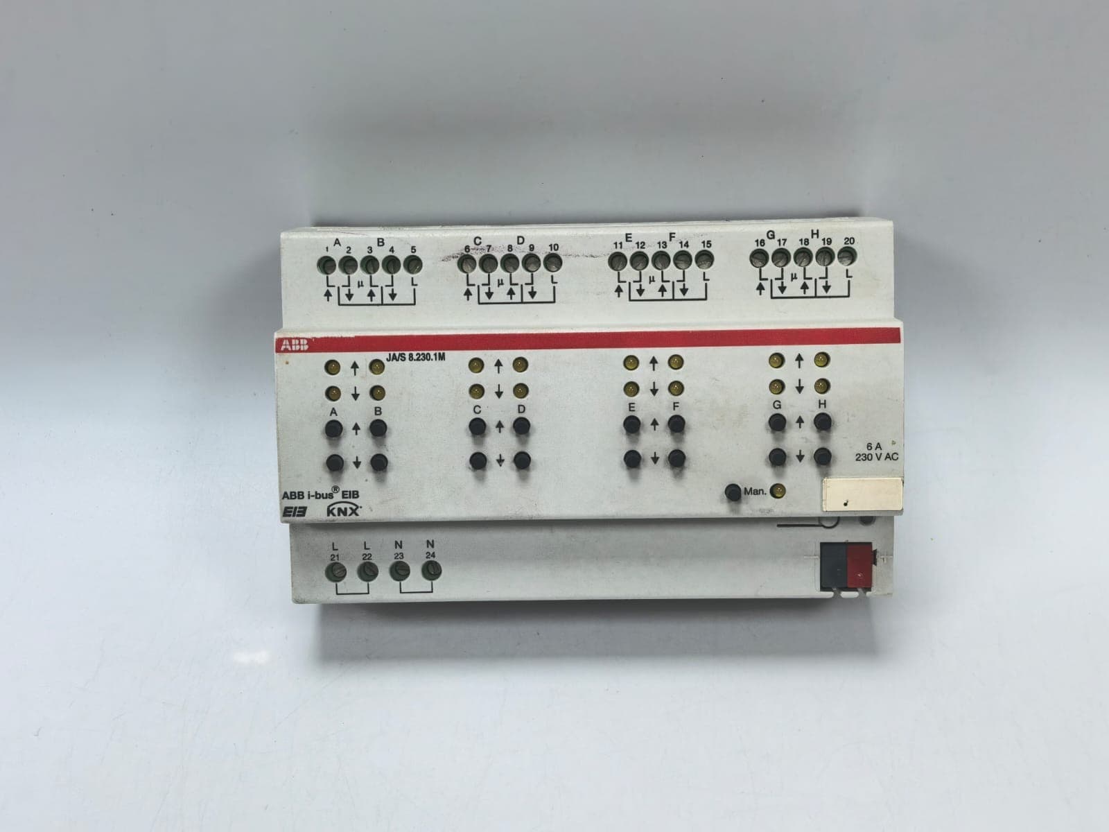 ABB JA/S 8.230.1M SHUTTER ACTUATOR MAN.,8 FOLD,230 VAC,MDRC