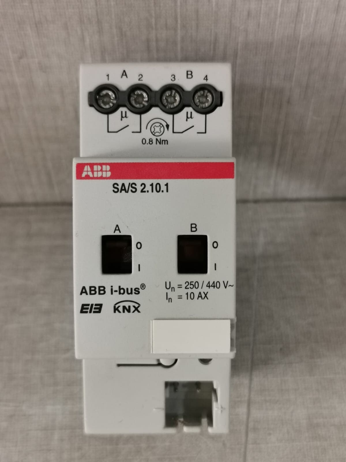 ABB SA/S 2.10.1 SWITCH ACTUATOR 2CDG 110 039 R0011