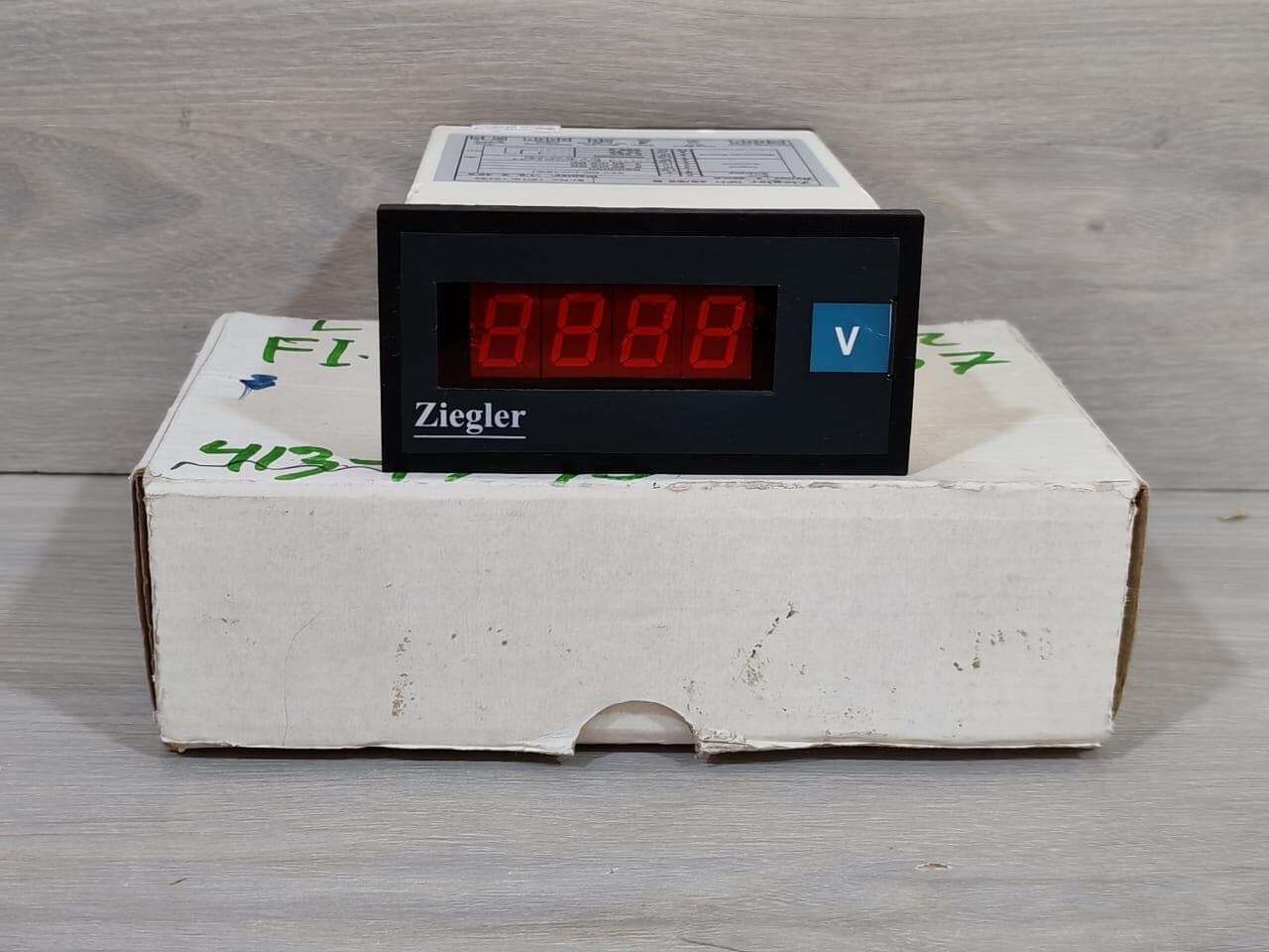 Ziegler DPM 48/96B DIGITAL PANEL METER 24VDC