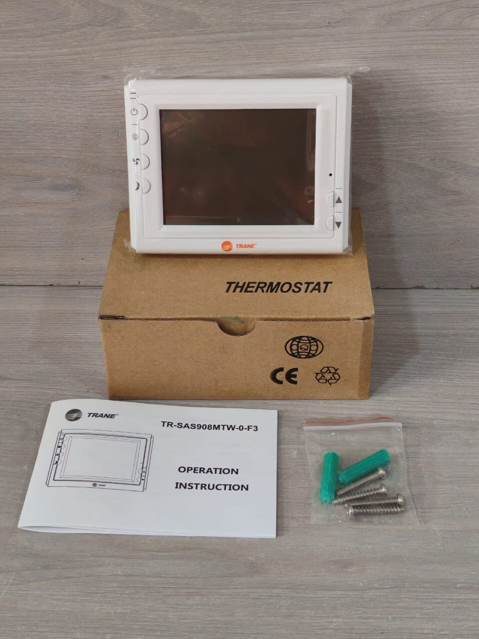TRANE TR-SAS908MTW-0-F3 DIGITAL THERMOSTAT 100-240VAC
