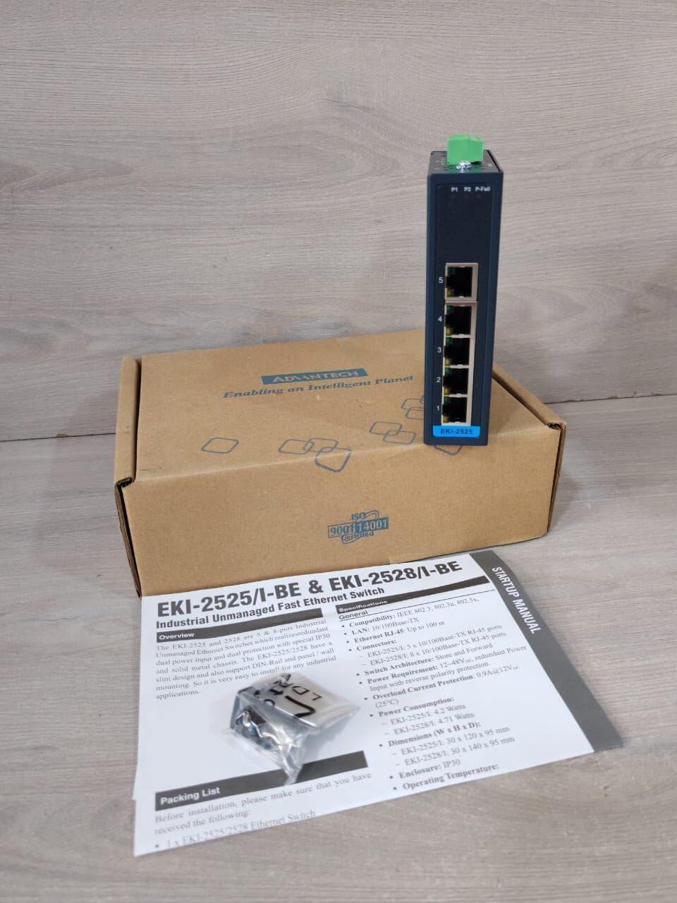 Advantech EKI-2525 5-Port 10/100Mbps Industrial Unmanaged Fast Ethernet Switch