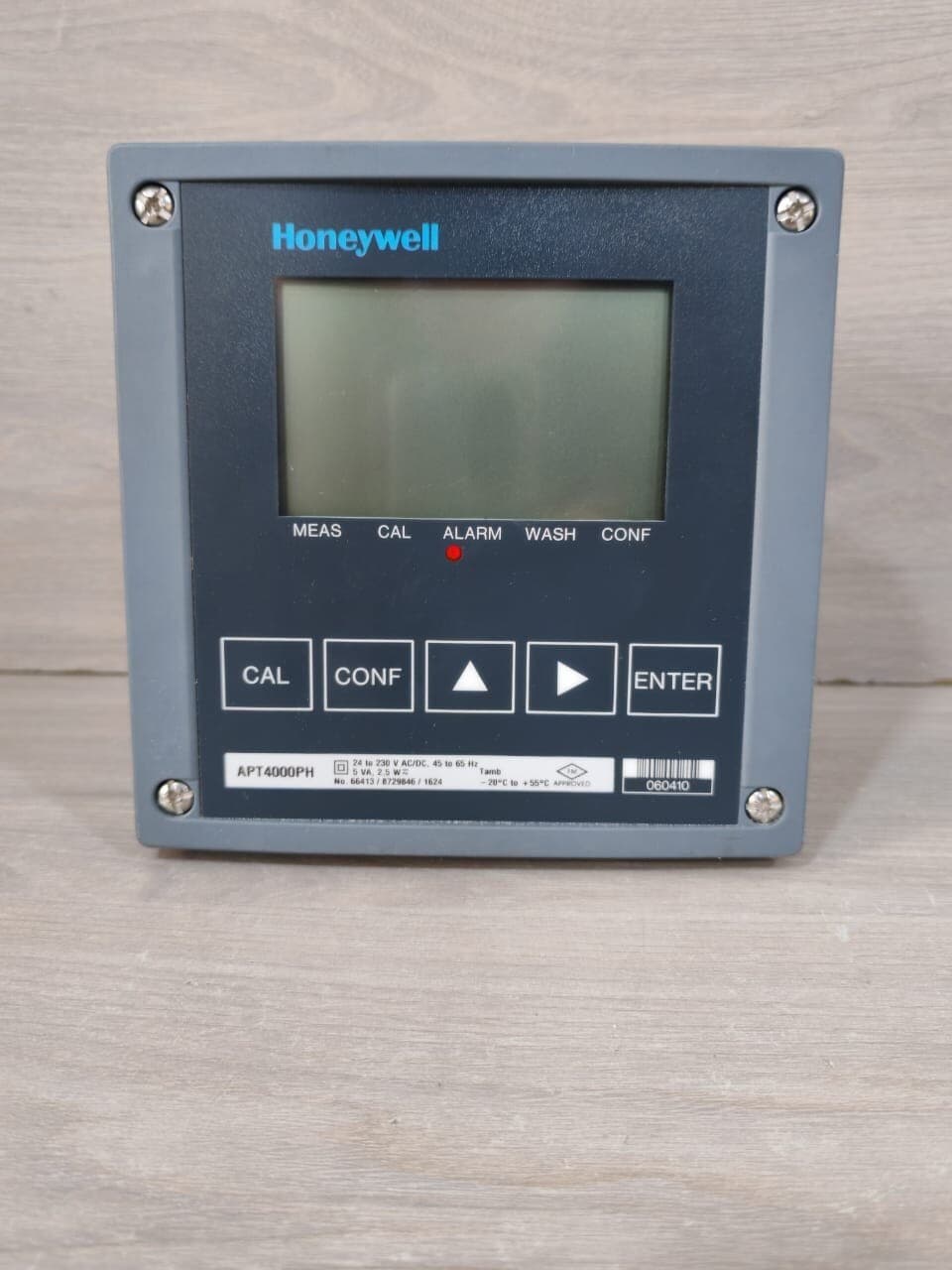HONEYWELL APT4000PH ANALYZERS TRANSMITTER 24/230V 45/65HZ 5 VA, 2.5 W