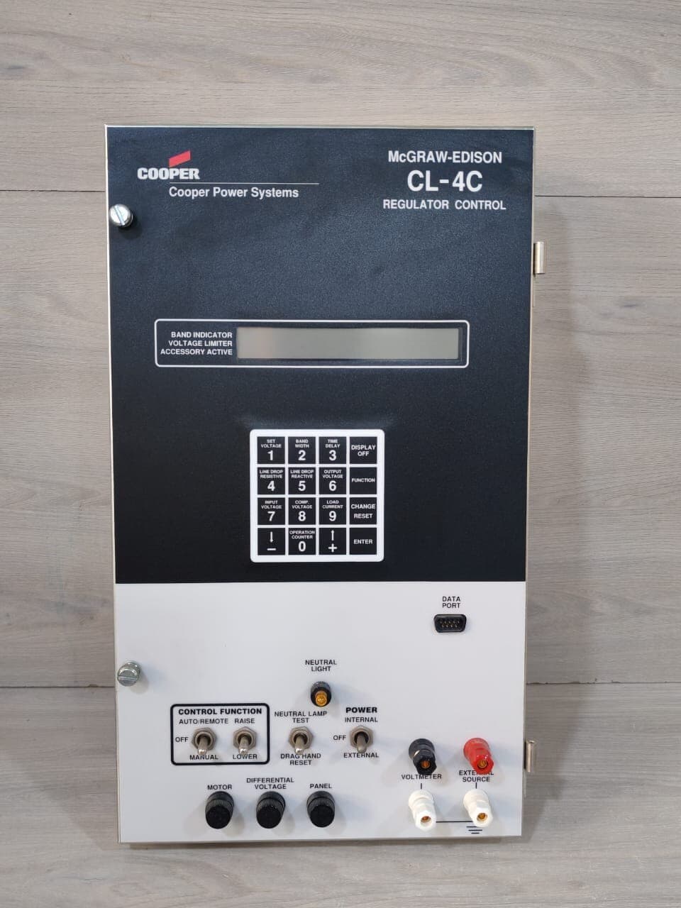 COOPER POWER SYSTEMS MCGRAW-EDISON CL-4C REGULATOR CONTROL