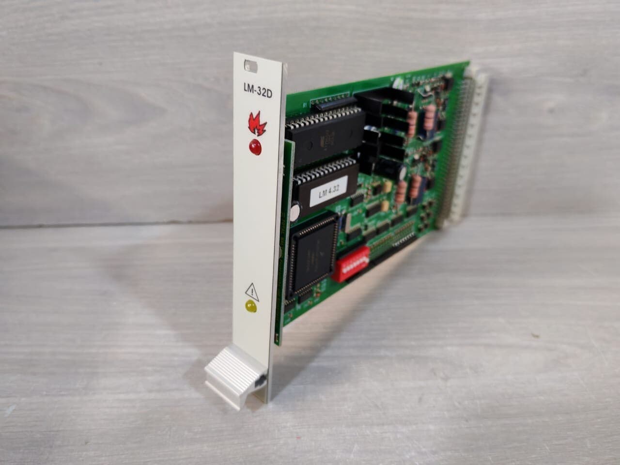 LM-32D PCB BOARD 1035.201 VER.3