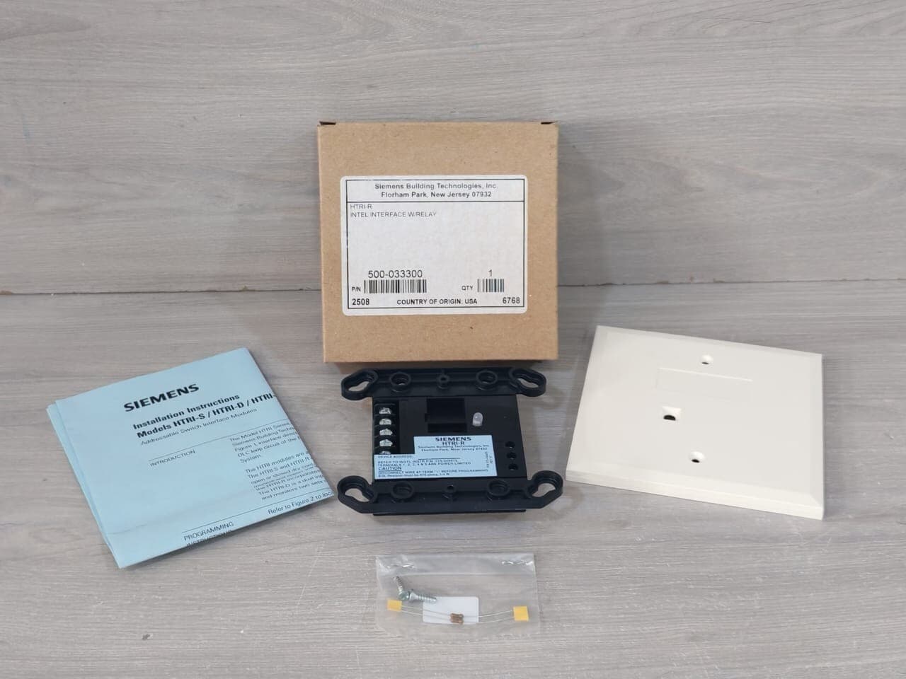 SIEMENS HTRI-R 500-033300 INTEL INTERFACE MODULE -RELAY 575-049478