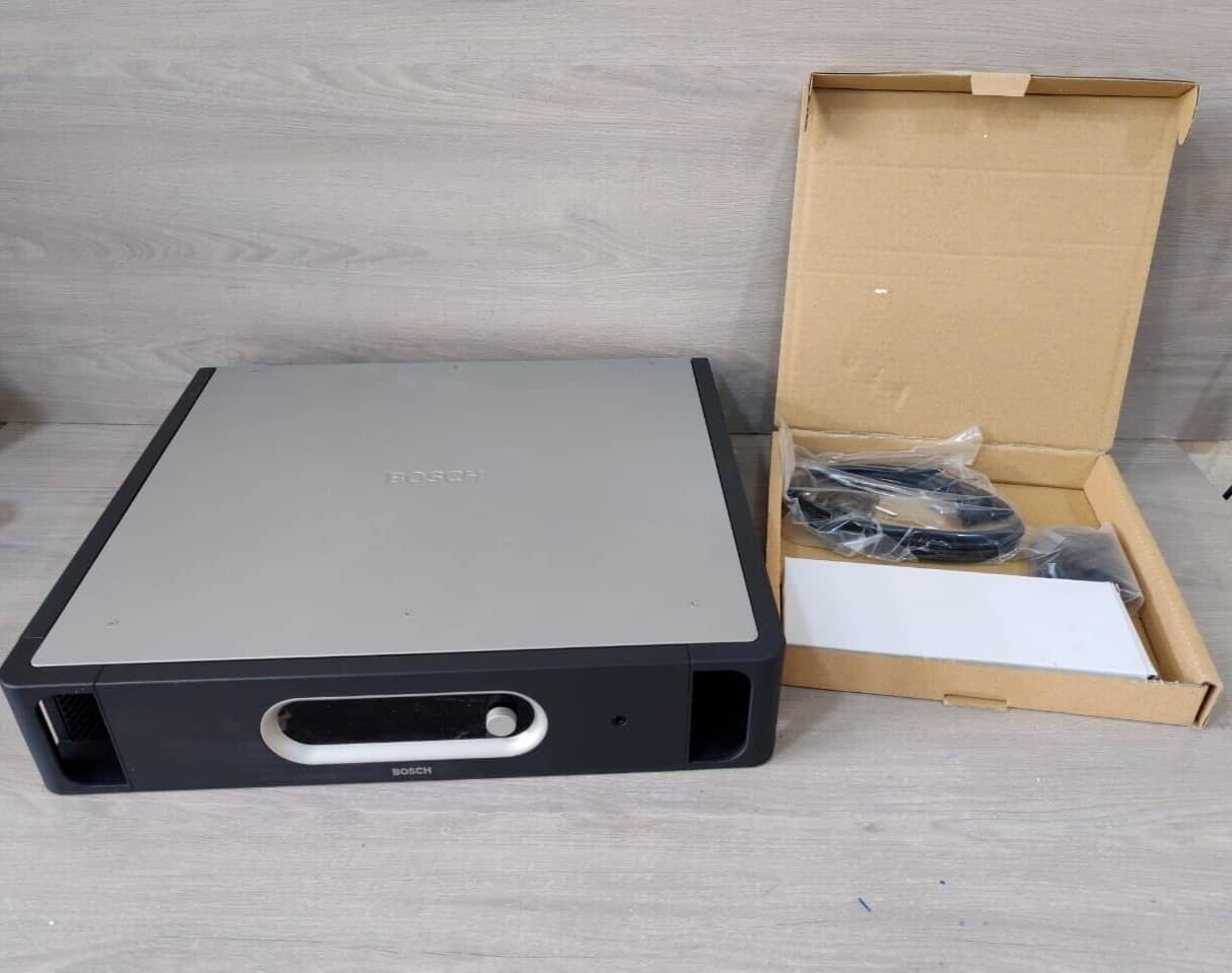 BOSCH LBB 4428/00 MAT/N 890044280005 HW01/08 POWER AMPLIFIER