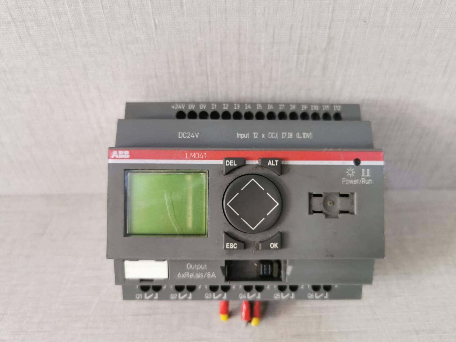 ABB LM041 Logic Module 1SVR440620R5300 / LM041-CE18RDC