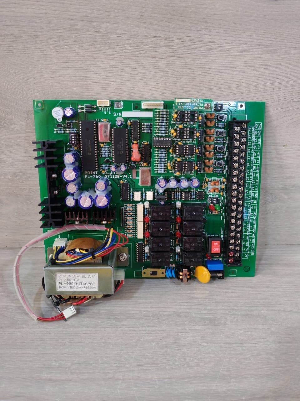 POINT CO.LTD PL-760-071128-V4 / PL760-TOP V1.1 070326 CIRCUIT BOARD