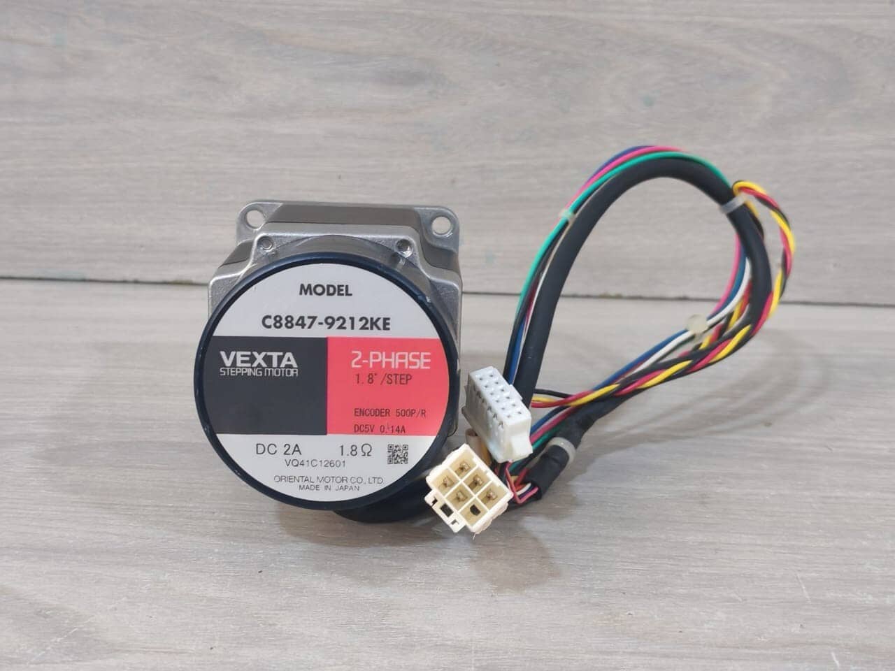 VEXTA ORIENTAL C8847-9219KE 2-PHASE STEPPING MOTOR 1.8/STEP DC2A