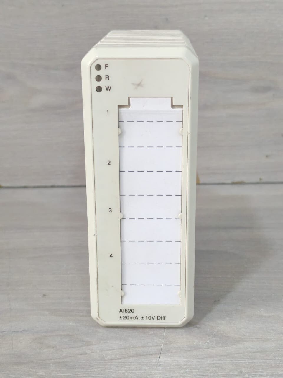 ABB AI820 3BSE008544R1 PR:H ANALOG INPUT MODULE 20mA 10V DIFF