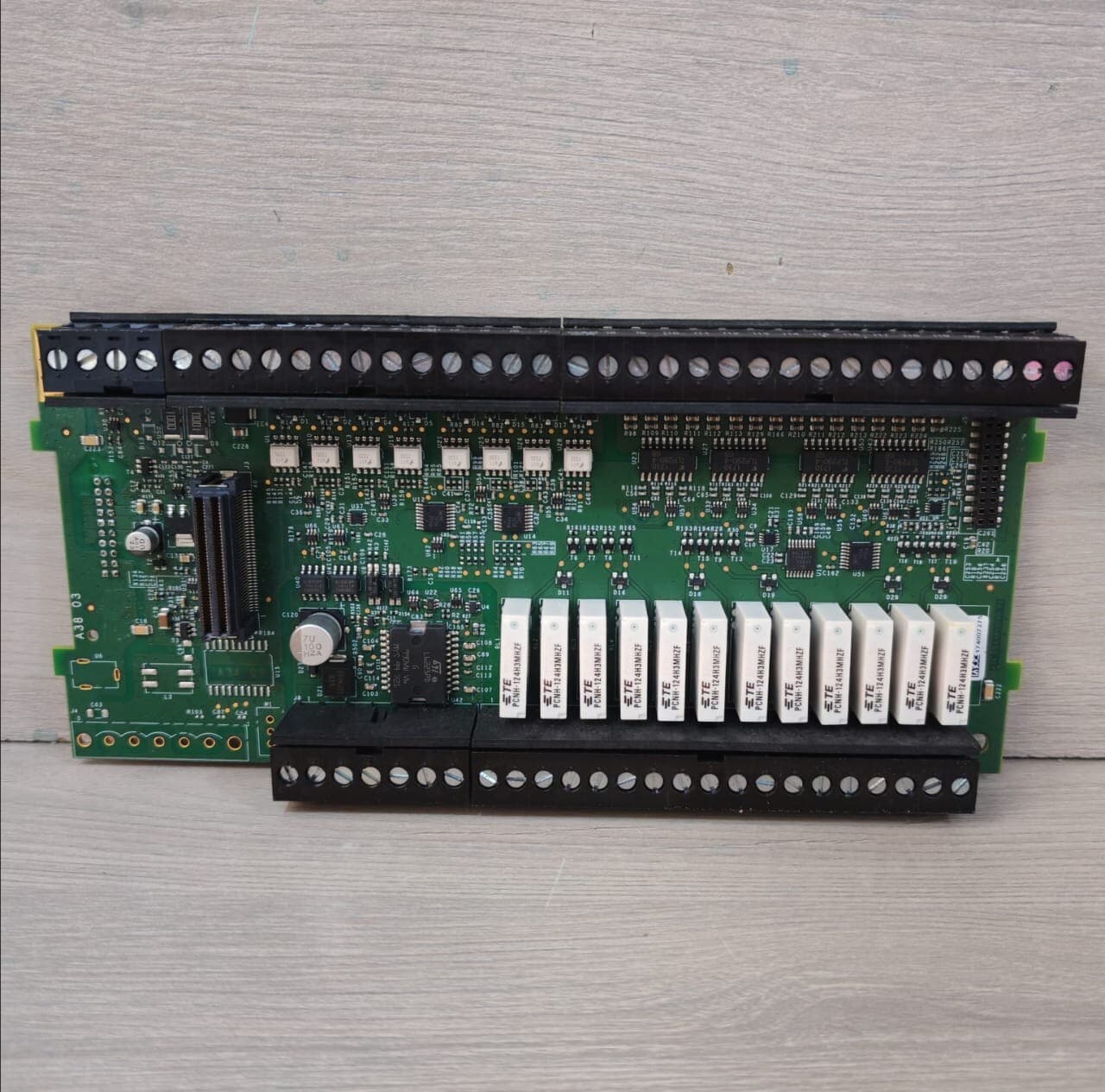 E204460 M11Y94V-0 MOTHER BOARD FROM SCHNEIDER ELECTRIC MODICON TM241CE40R