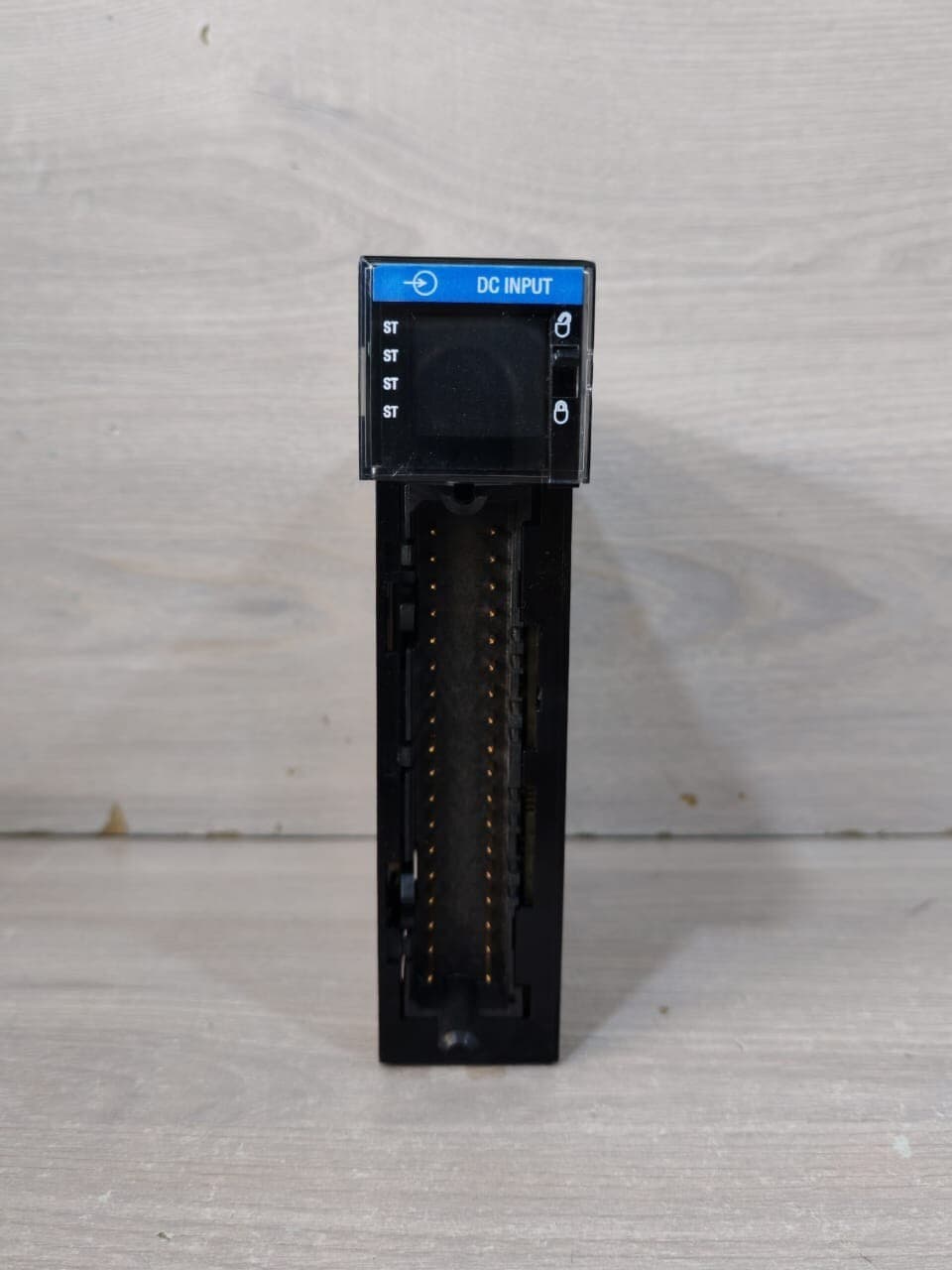 Allen Bradley 1756-IB32 SER B ControlLogix 32 Pt Module - WITHOUT FRONT COVER