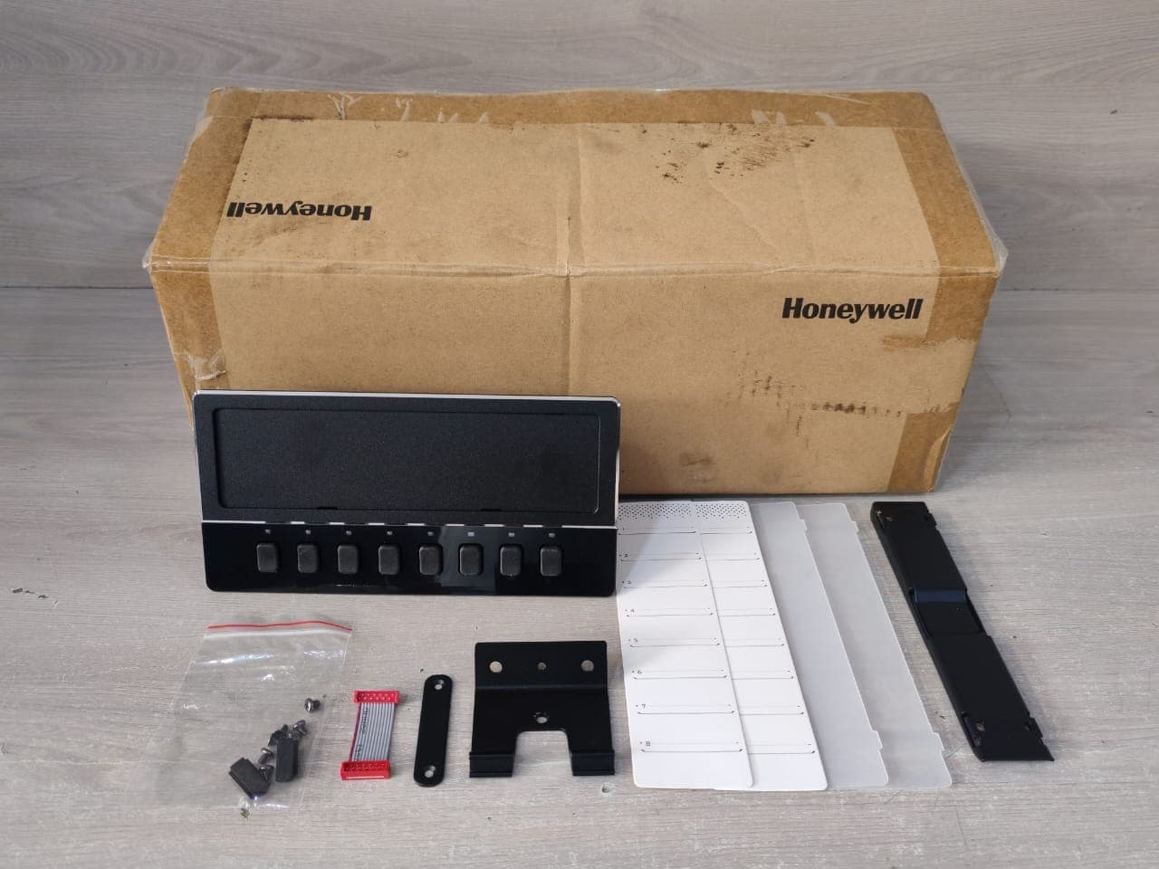 Honeywell HMC-K8 Call Station Extension keypad(8 keys)