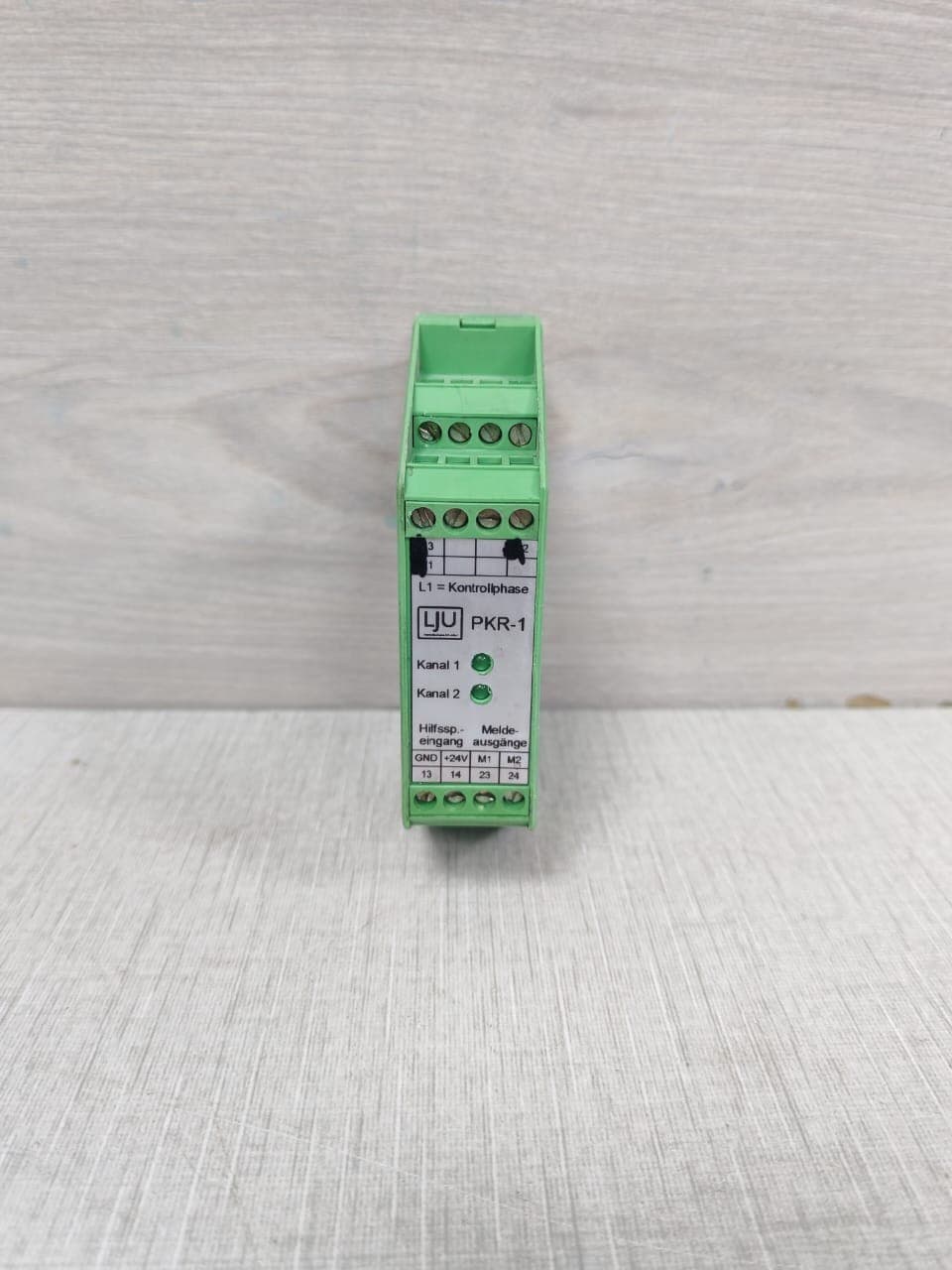 LJU Automation Technology PKR-1 Safety Relay