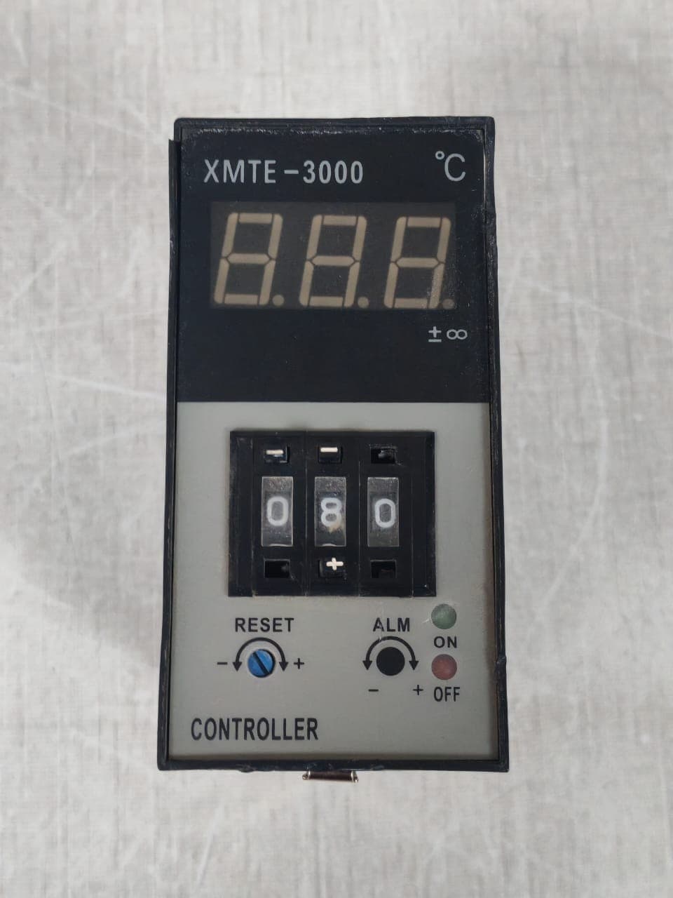 XMTE-3000 / XMTE-J-3301D TEMPERATURE CONTROLLER