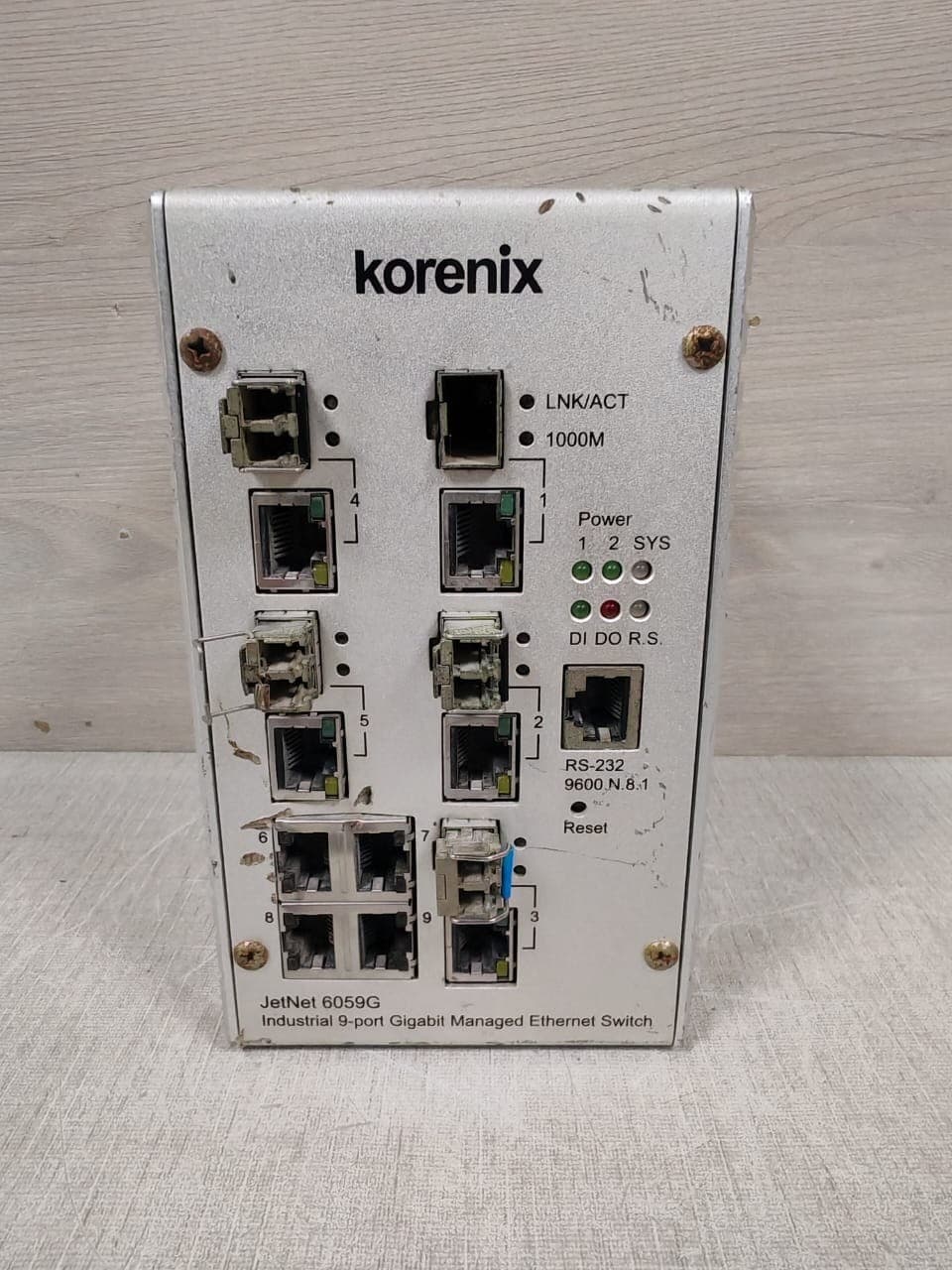 KORENIX TECHNOLOGY JETNET 6059G/ 6059G-W HW VERSION 1.1 ETHERNET SWITCH 24VDC