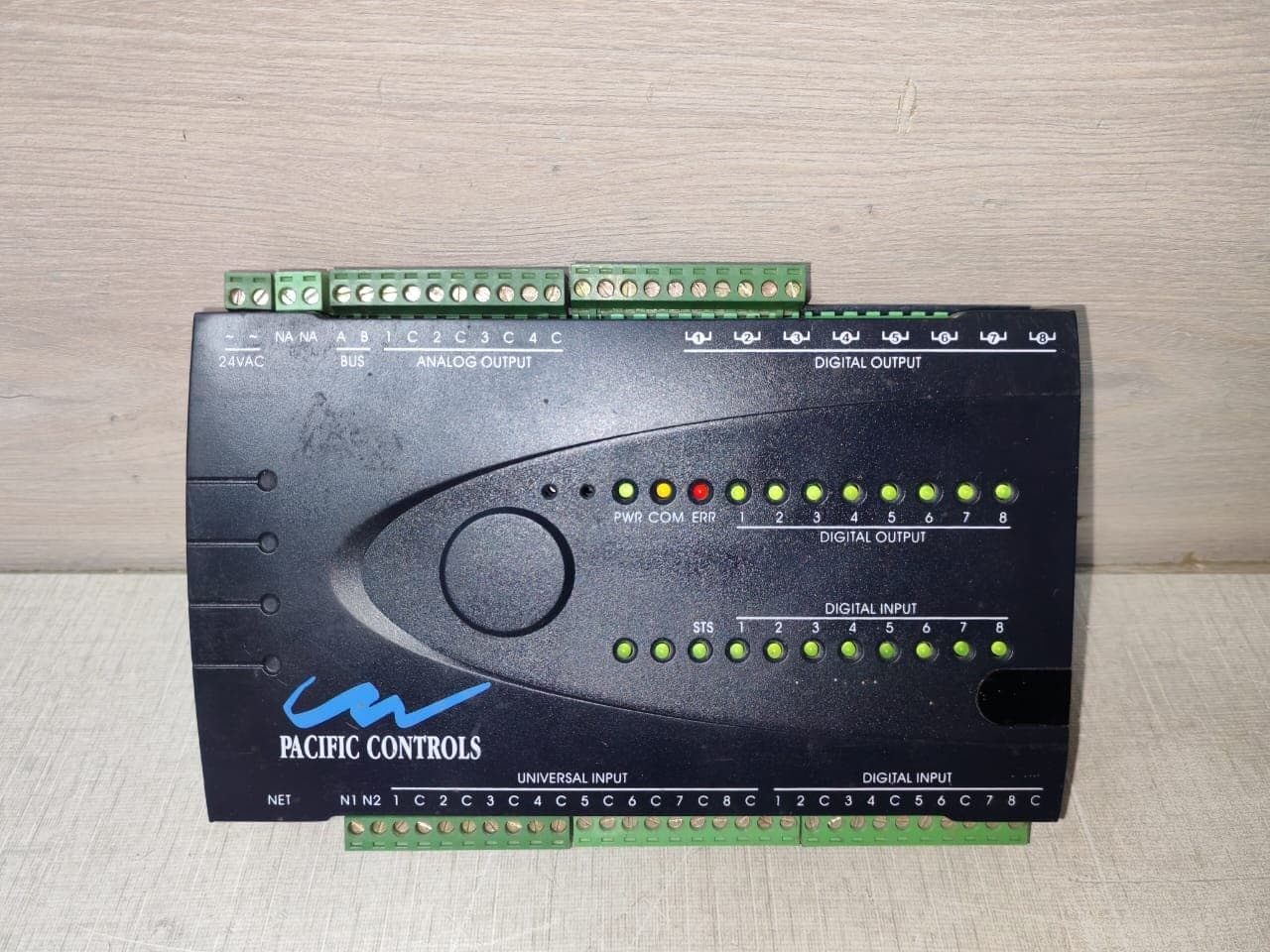 Pacific Controls EasyIO IO-28P/30P Modbus Controller