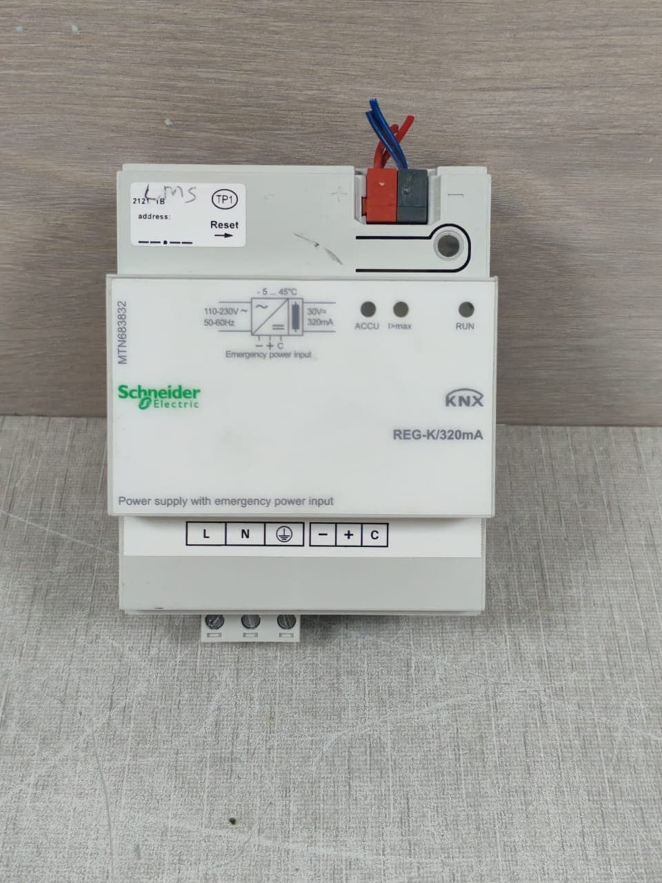 SCHNEIDER ELECTRIC MTN683832 REG-K/320mA KNX POWER SUPPLY