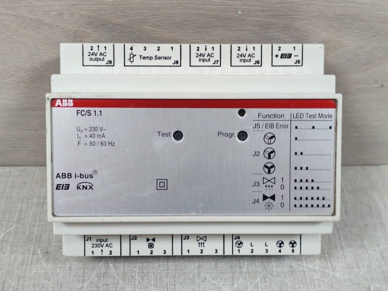 ABB FC/ S 1.1 2CDG120001R0011 I-BUS KNX FAN COIL-REGLER 230V