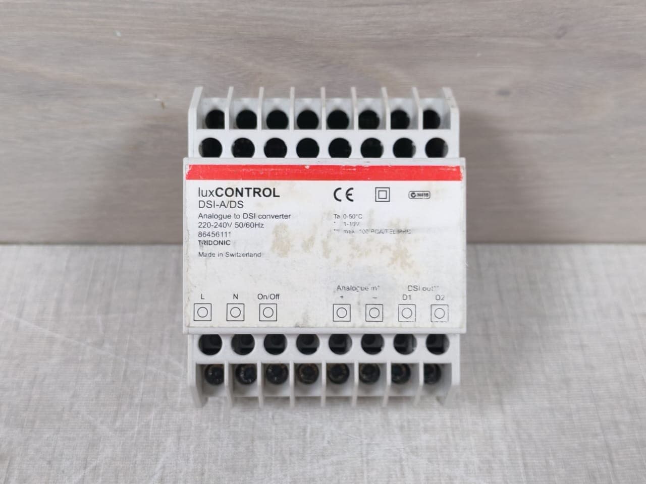 Tridonic 86456111 LuxControl DSI-A/DS Analogue to DSI Converter