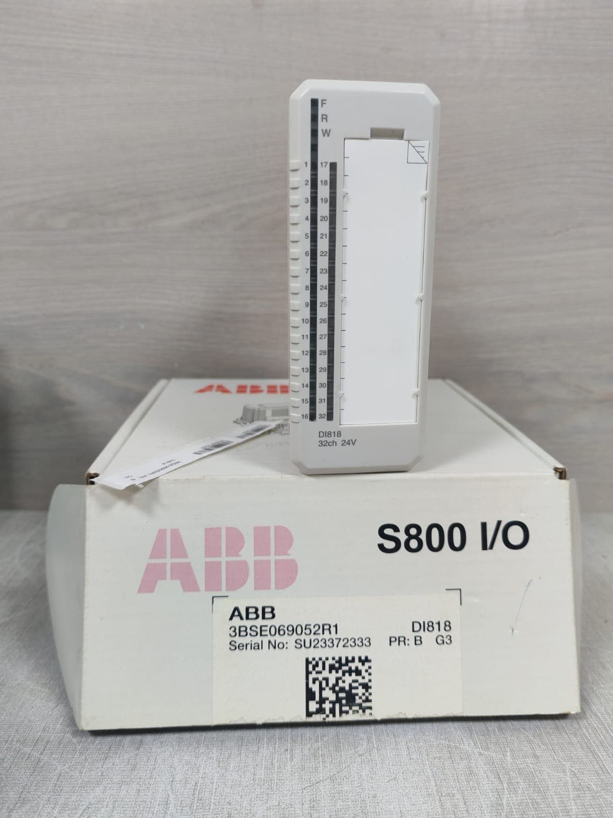ABB 3BSE069052R1 DI818 INPUT MODULE