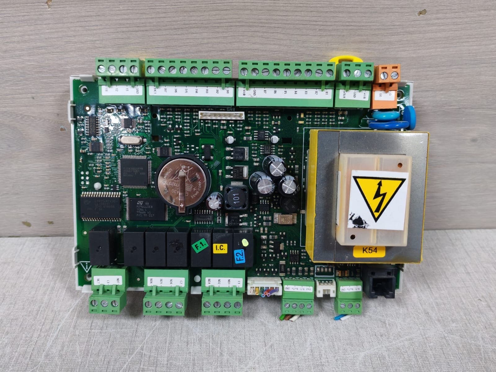 CAREL UPCA001DS0 Programmable Logic Controller