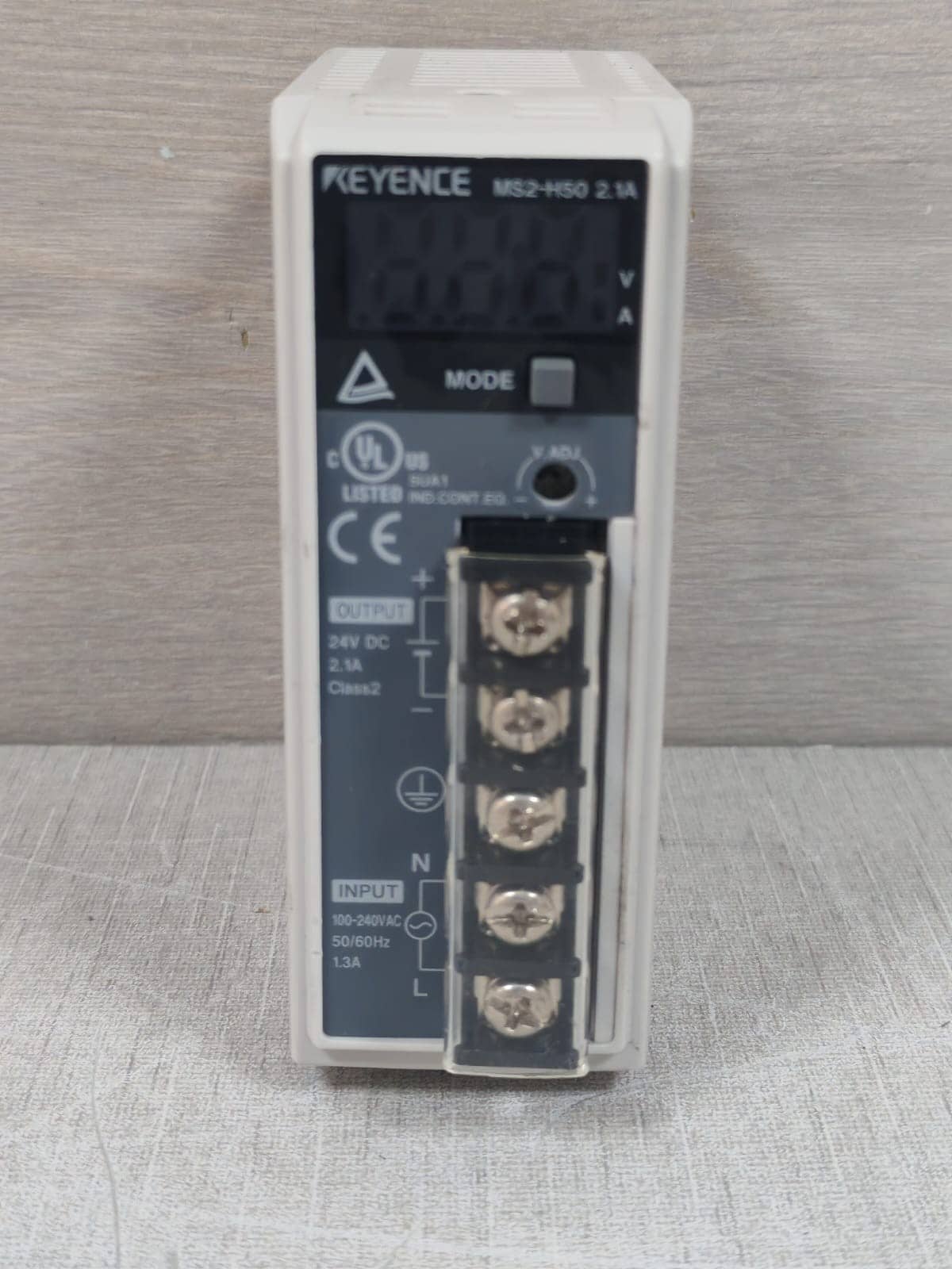 KEYENCE MS2-H50 2.1A SWITCHING POWER SUPPLY 100V-240VAC