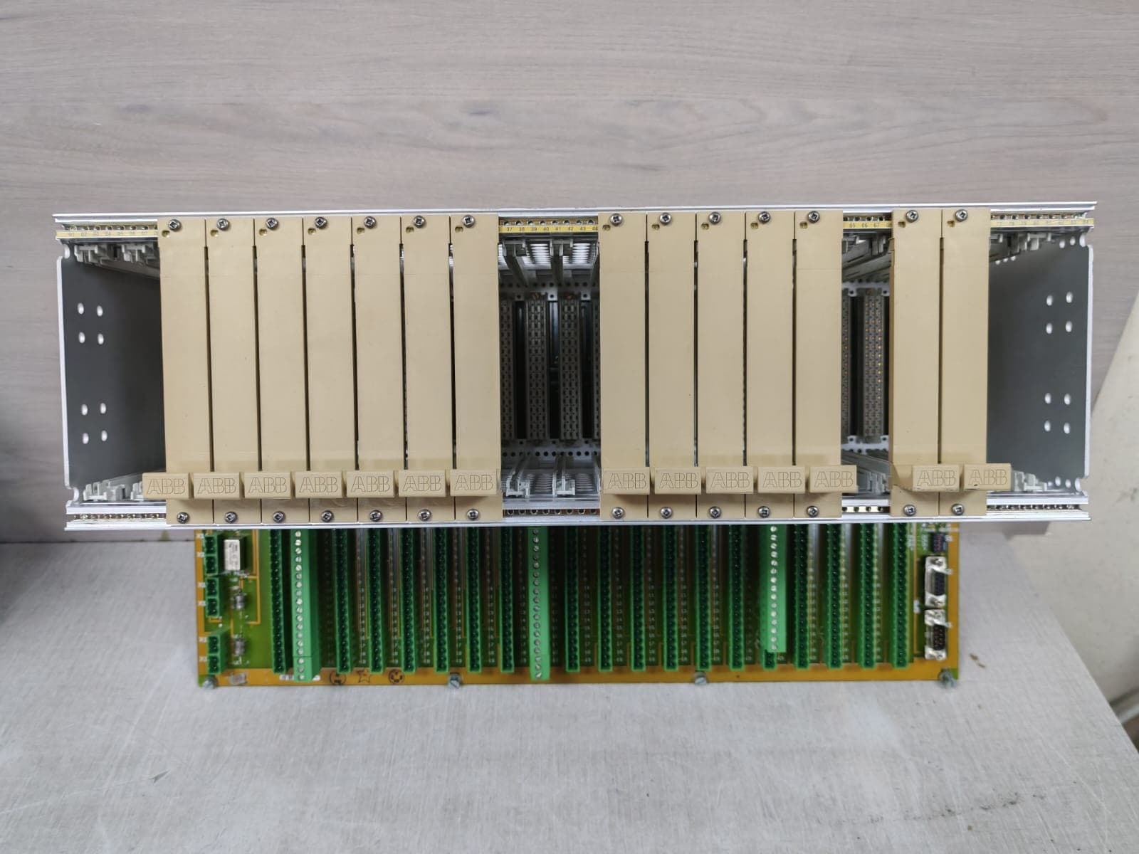 ABB 23TP21B GSNE003100R0041 / GSNE003111 RACK ONLY