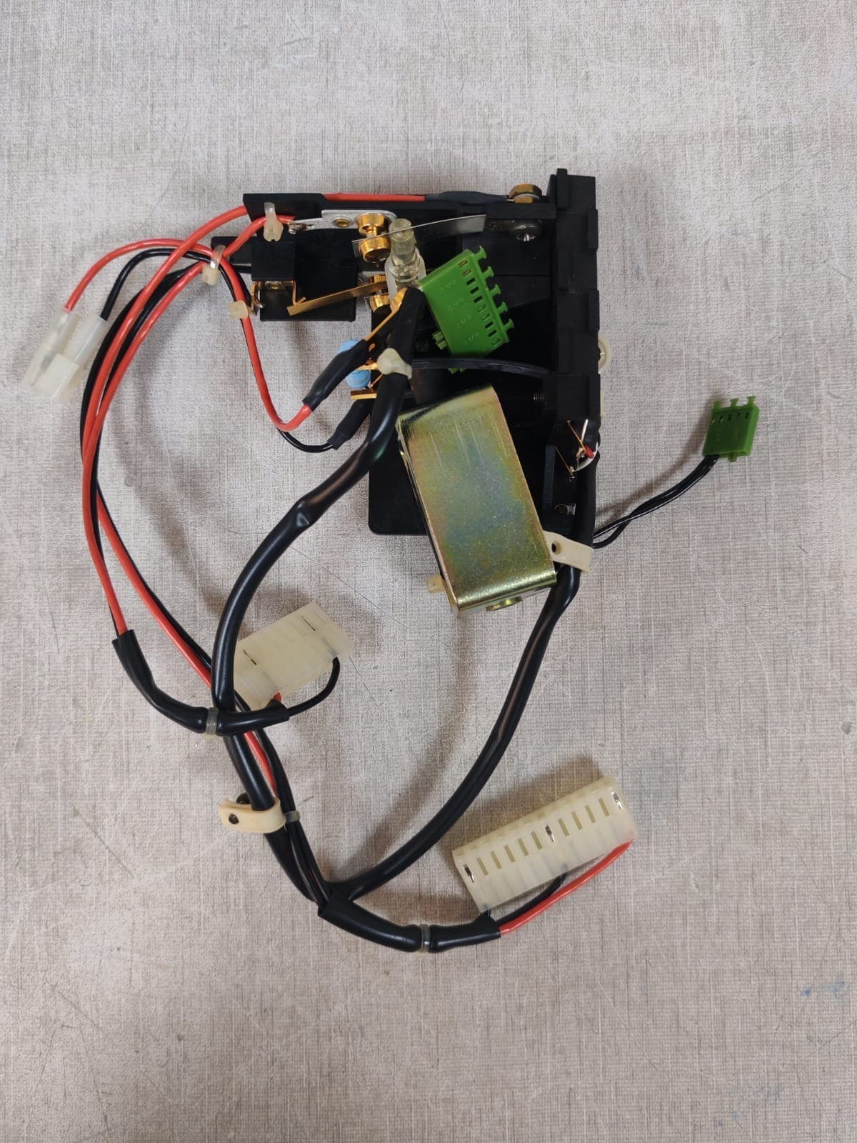 LIFEPAK Shock Relay Discharge Assembly HV Switch