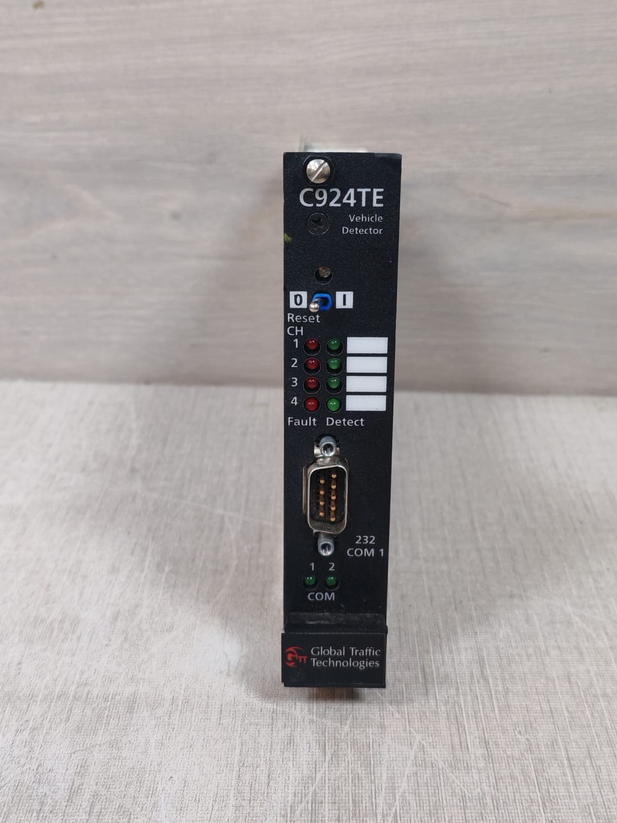 Global Traffic Technologies C924TE/924BE Vehicle Detector 78-8125-0042-5 Rev.E