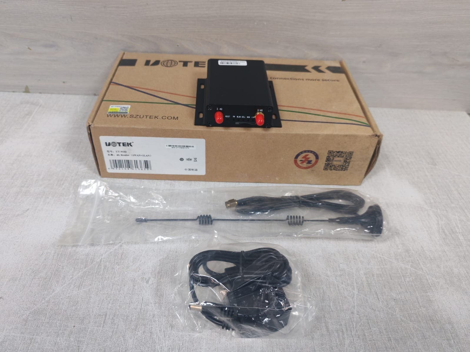 UOTEK UT-9102 4G Router(1WAN+1LAN)