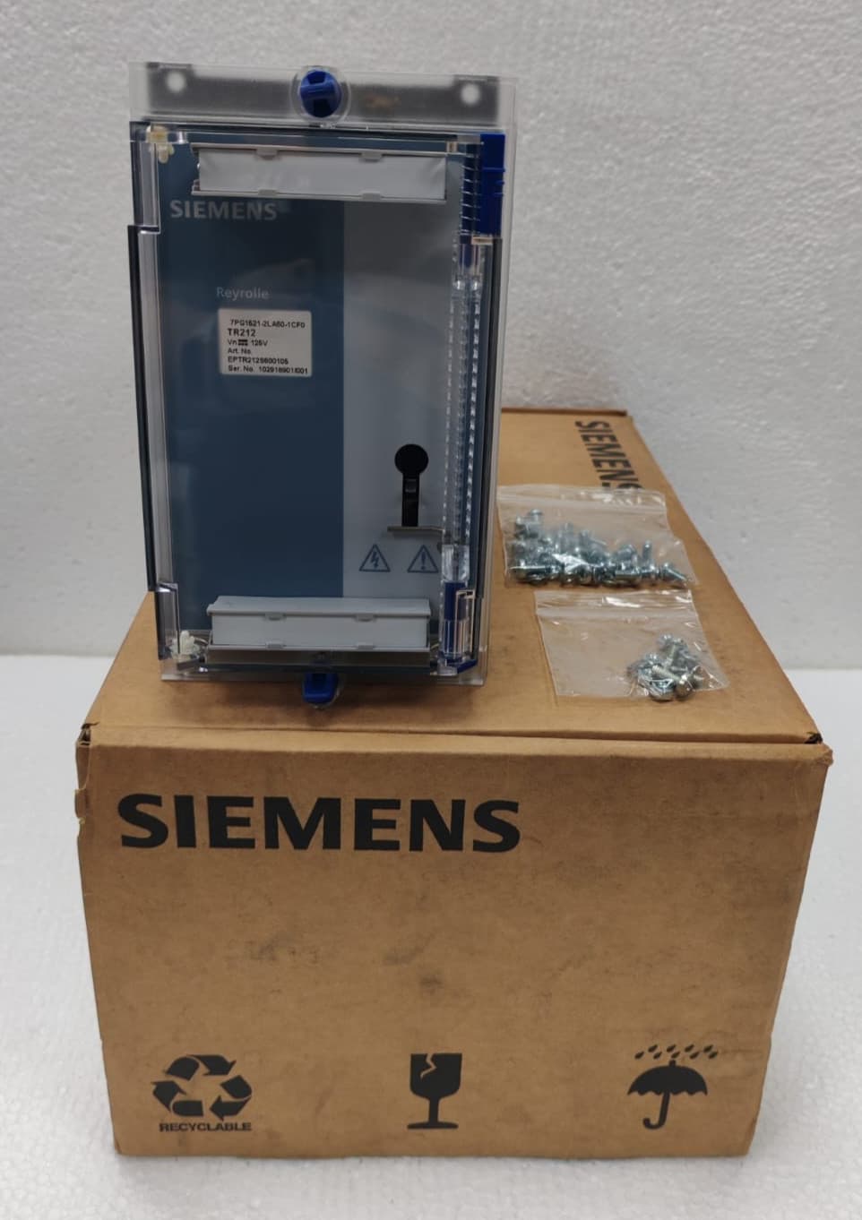SIEMENS REYROLLE TR212 HIGH SPEED TRIP RELAY 7PG1521-2LA60-1CF0