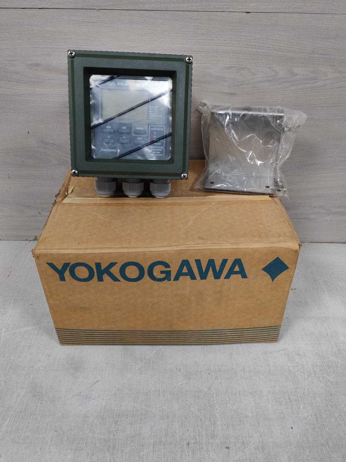 YOKOGAWA EXA PH402 / PH402G-E-1-E/Q/PM EXA PH CONVERTER