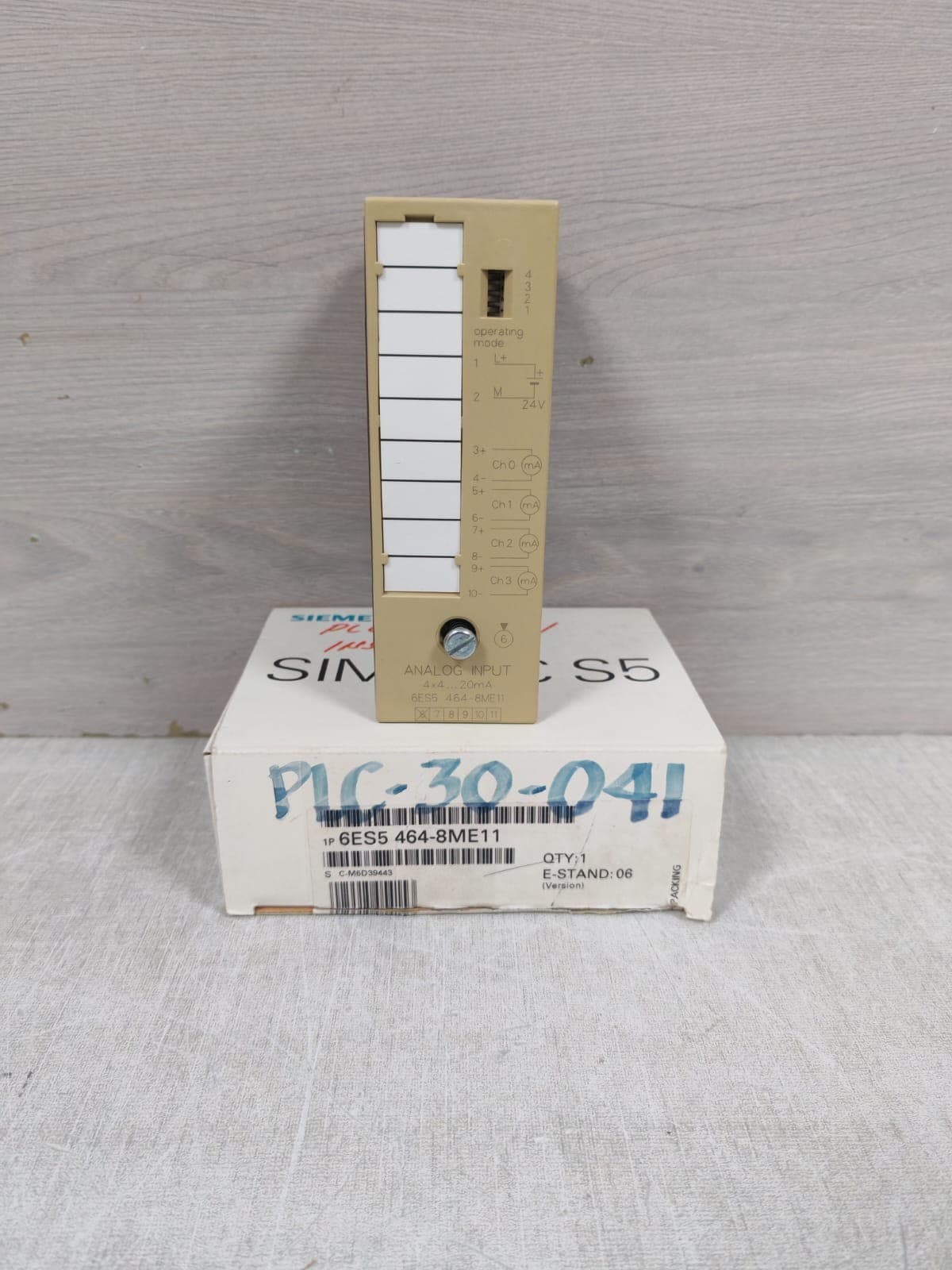SIEMENS SIMATIC S5 6ES5-464-8ME11 ANALOG INPUT MODULE