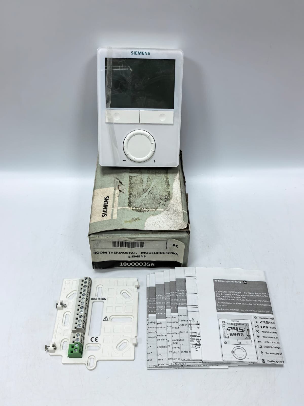 SIEMENS RDG100KN ROOM THERMOSTAT 181107K
