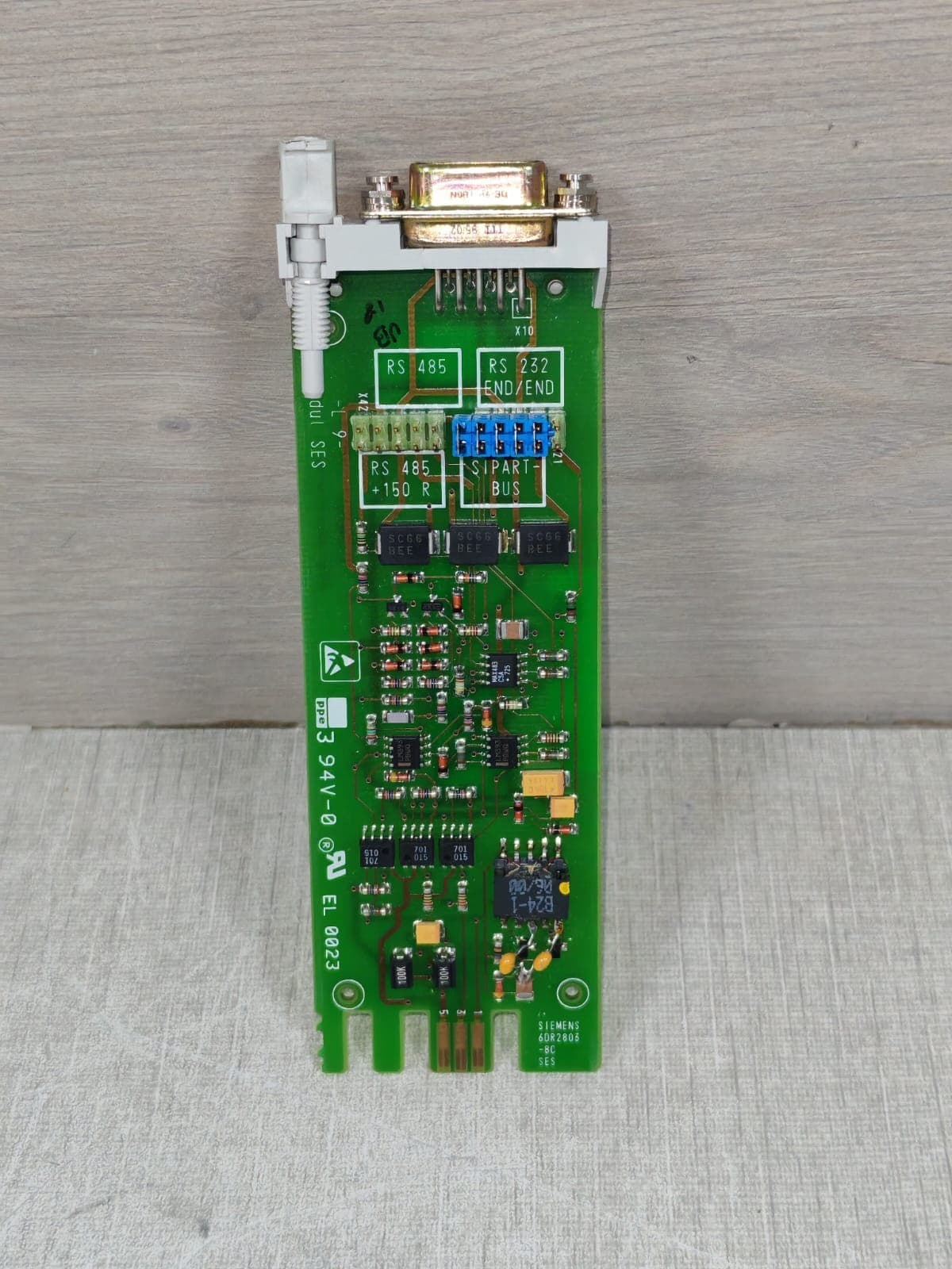 SIEMENS C73451-A3004-L9 / C73451-A3004-P9-04-85 PRINTED CIRCUIT BOARD