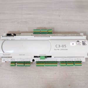 USED CAREL C3-05 PCO3DN0AM0 REV 2.011+UKDENMCZ0F VER.1.10 CONTROLLER - W/O ACCS.