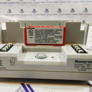 Honeywell XSU823 Screw terminal socket for binary inputs- NEW WITH OLD STOCK BOX