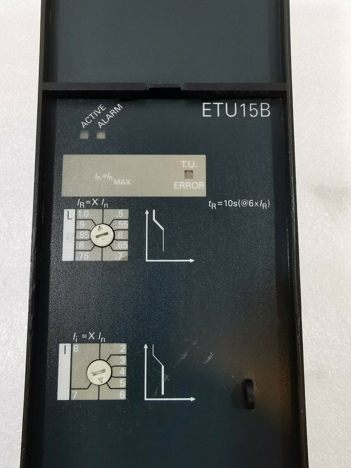 USED SIEMENS ETU15B TRIP UNIT- WITH RUSTY PART AND DENTS - Image 2