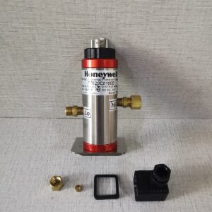 HONEYWELL P7620C0100B INDUSTRIAL DIFFERENTIAL PRESSURE TRANSMITTER -NEW W/O BOX
