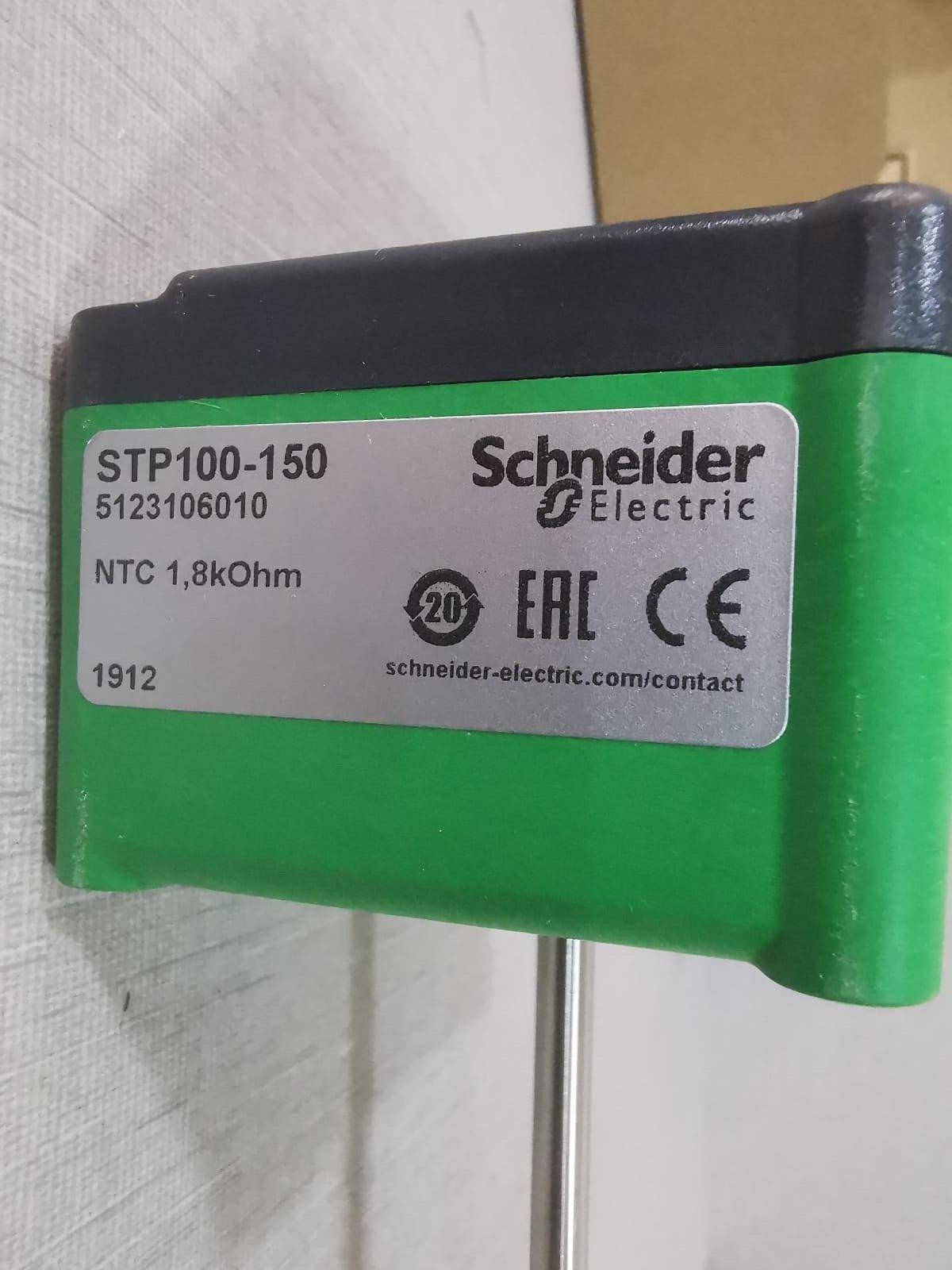 NEW Schneider Electric STP100150 Temperature Sensor 5123106010 Lot
