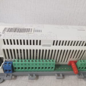 NEW Siemens RXC32.1 Room Controller RX32.1/00032 BOX DAMAGE
