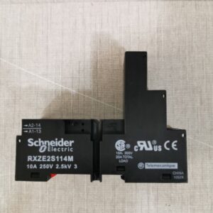 LOT 7PCS Schneider Electric RXZE2S114M SOCKET SIMPLE RELAY / New – Open box
