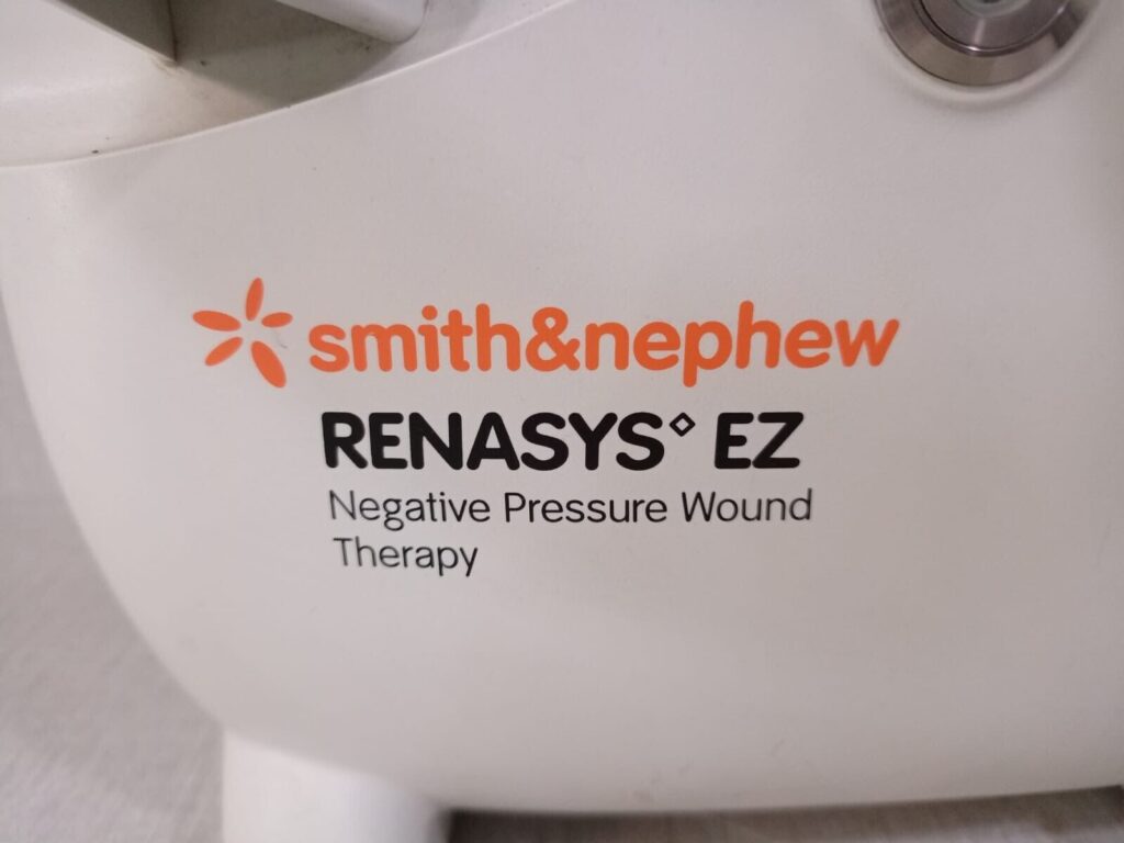 Used SMITH & NEPHEW REnasys EZ MAX Negative Pressure Wound vacuum therapy pump Orbit Surplus