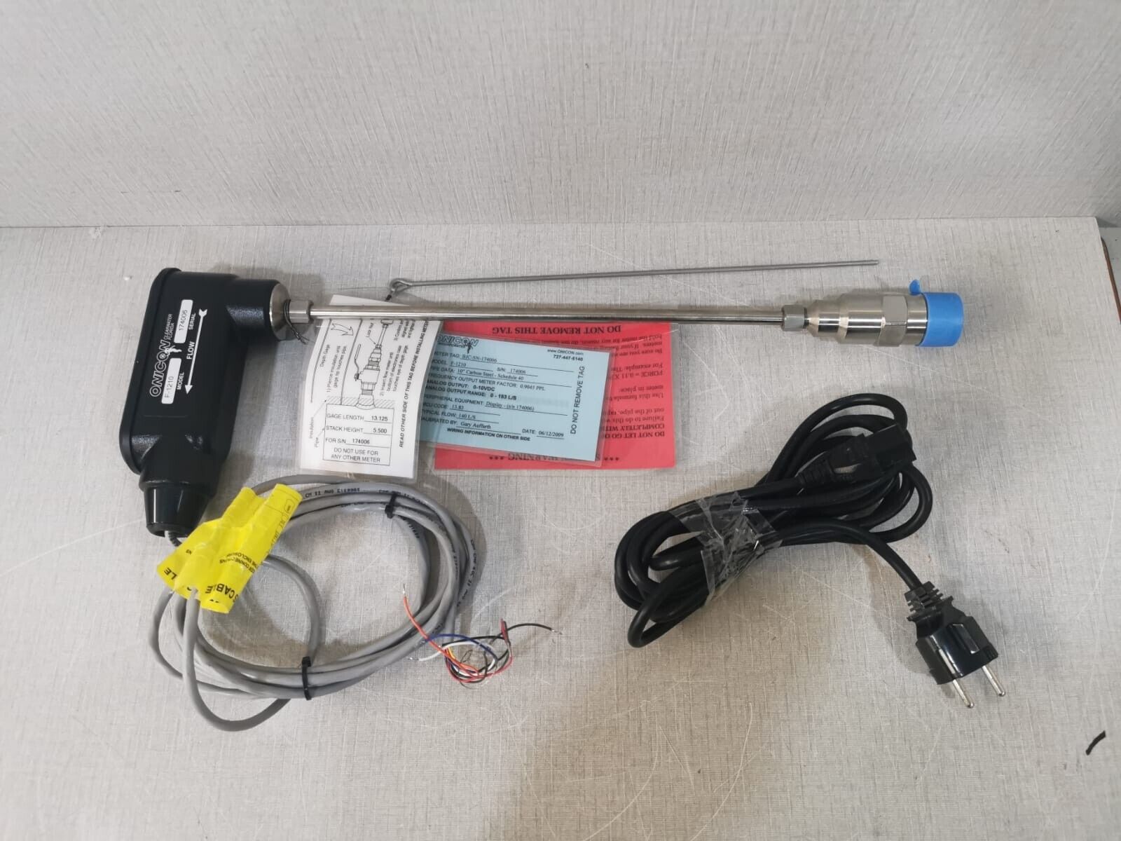 ONICON F-1200 / F-1200-10-E5-1221 Flow & Energy Measurement Sr. NO:  001081857