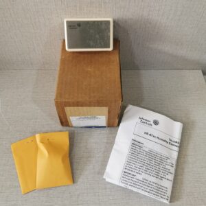 Johnson Controls HE-67N2-0N0BT Wall Mount Humidity Sensor  -  NEW OPEN BOX ( with Broken Part )