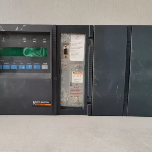 USED MERLIN GERIN SEPAM 2000 PROTECTION RELAY-W/O FRONT COVER & BROKEN SCREEN SURFACE