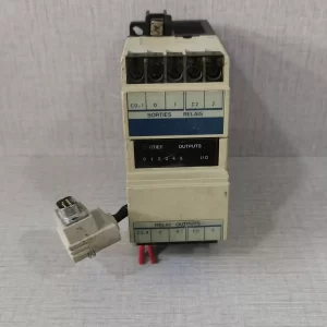 USED TELEMECANIQUE TSX DSF 635 / TSXDSF635 6 RELAYS OUTPUTS- W/O ANY ACCS.
