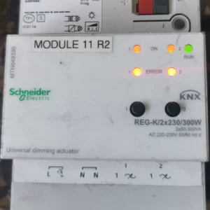 USED SCHNEIDER ELECTRIC MTN649330 UNIVERSAL DIMMING ACTUATOR