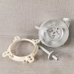 Schneider Electric 004701060 DIFFERENTIAL Pressure Switch SPD910-300Pa - NEW WITHOUT BOX